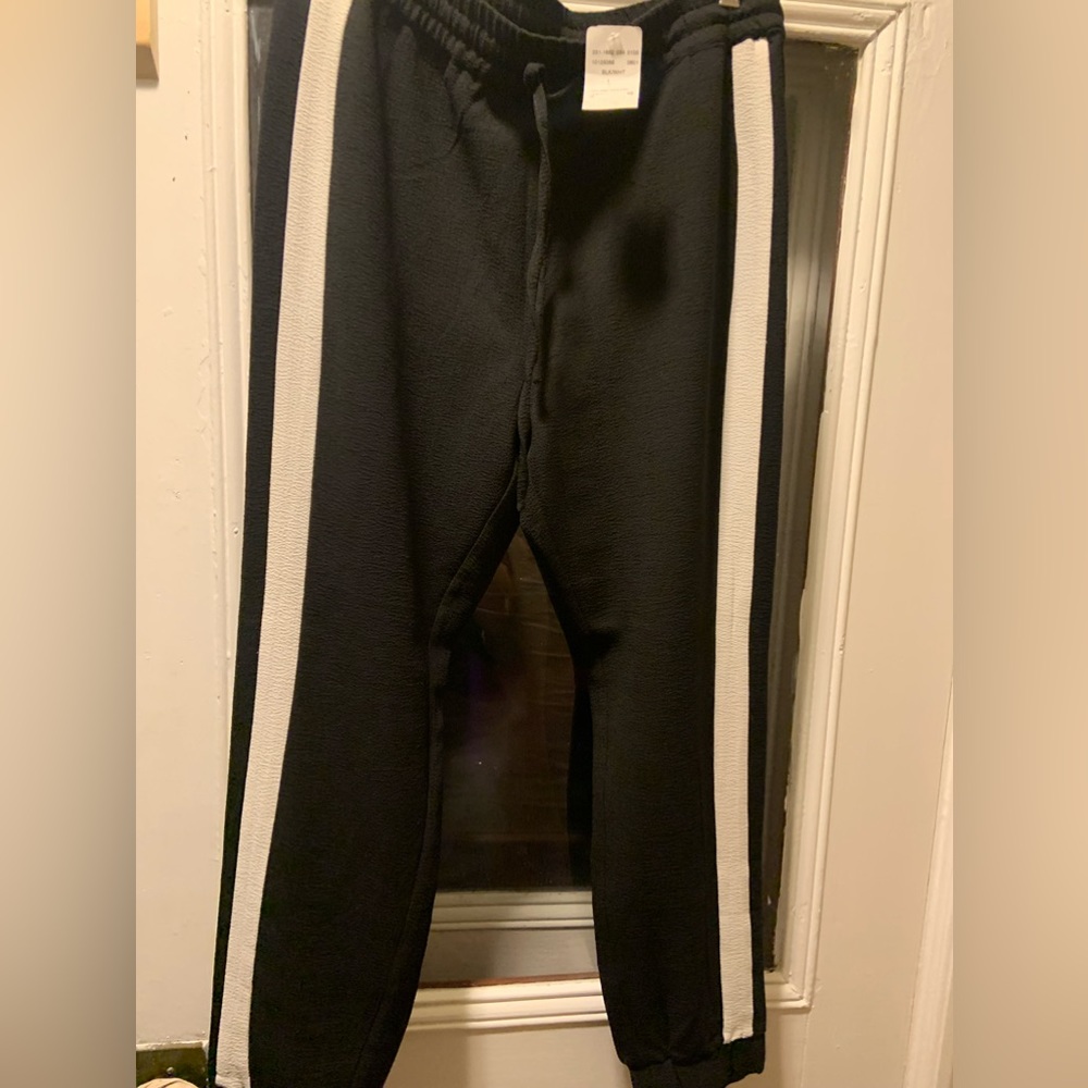 BNWT VERA MODA JOGGERS SIZE L